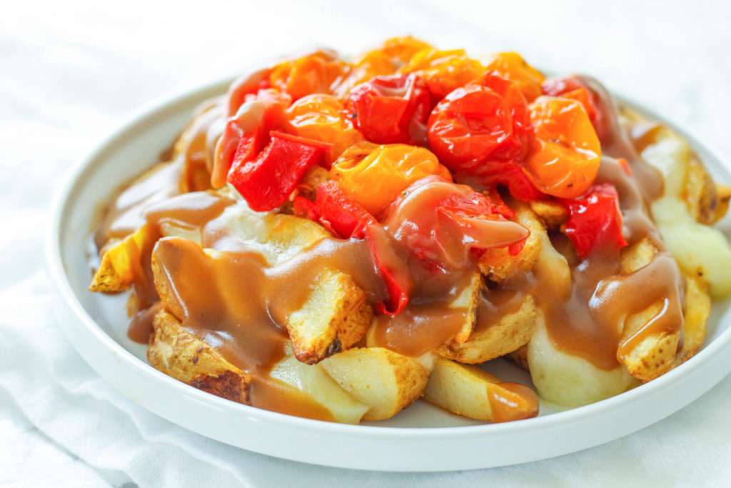 Burst Cherry Tomato & Roasted Red Pepper Loaded Poutine | Healthy poutine | Canadian poutine 
