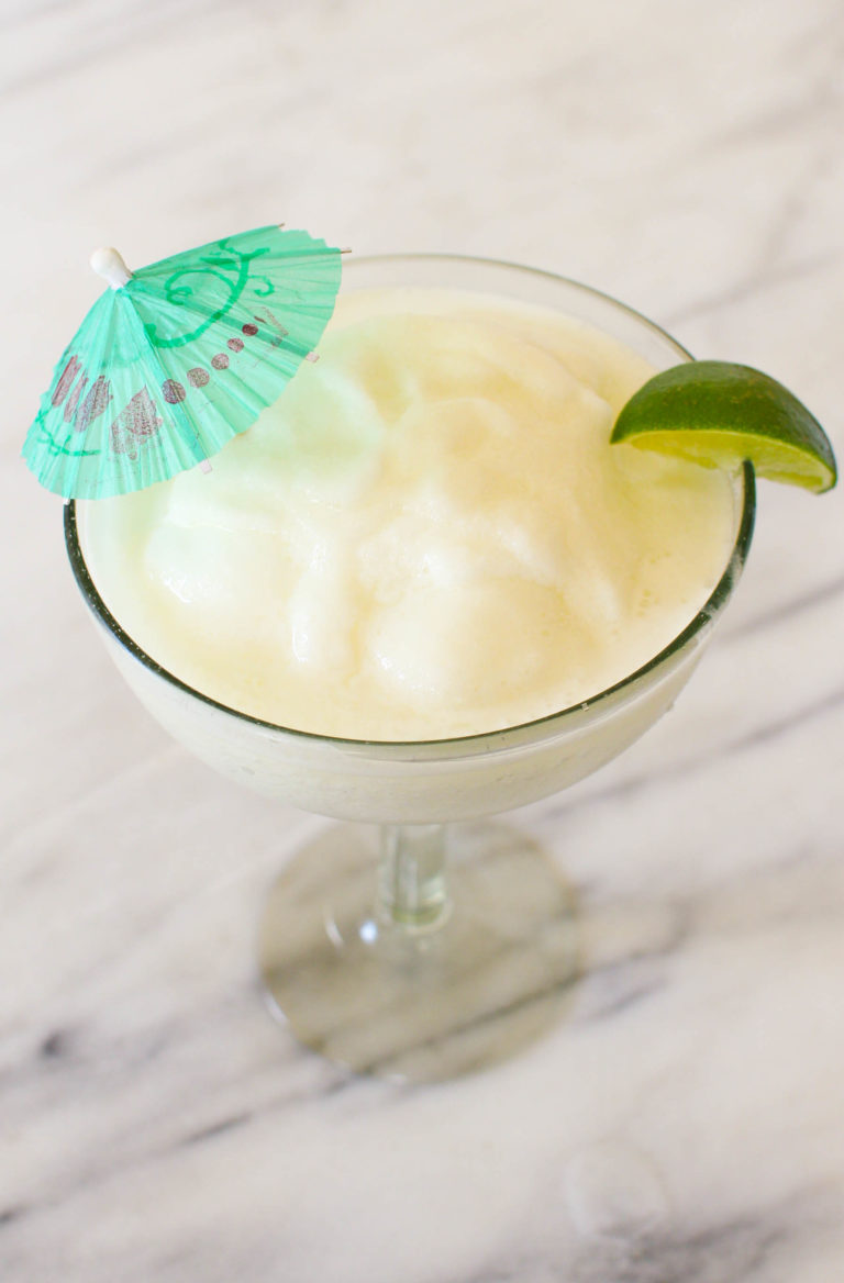 Tropical Snow – Frozen Lime Cocktail