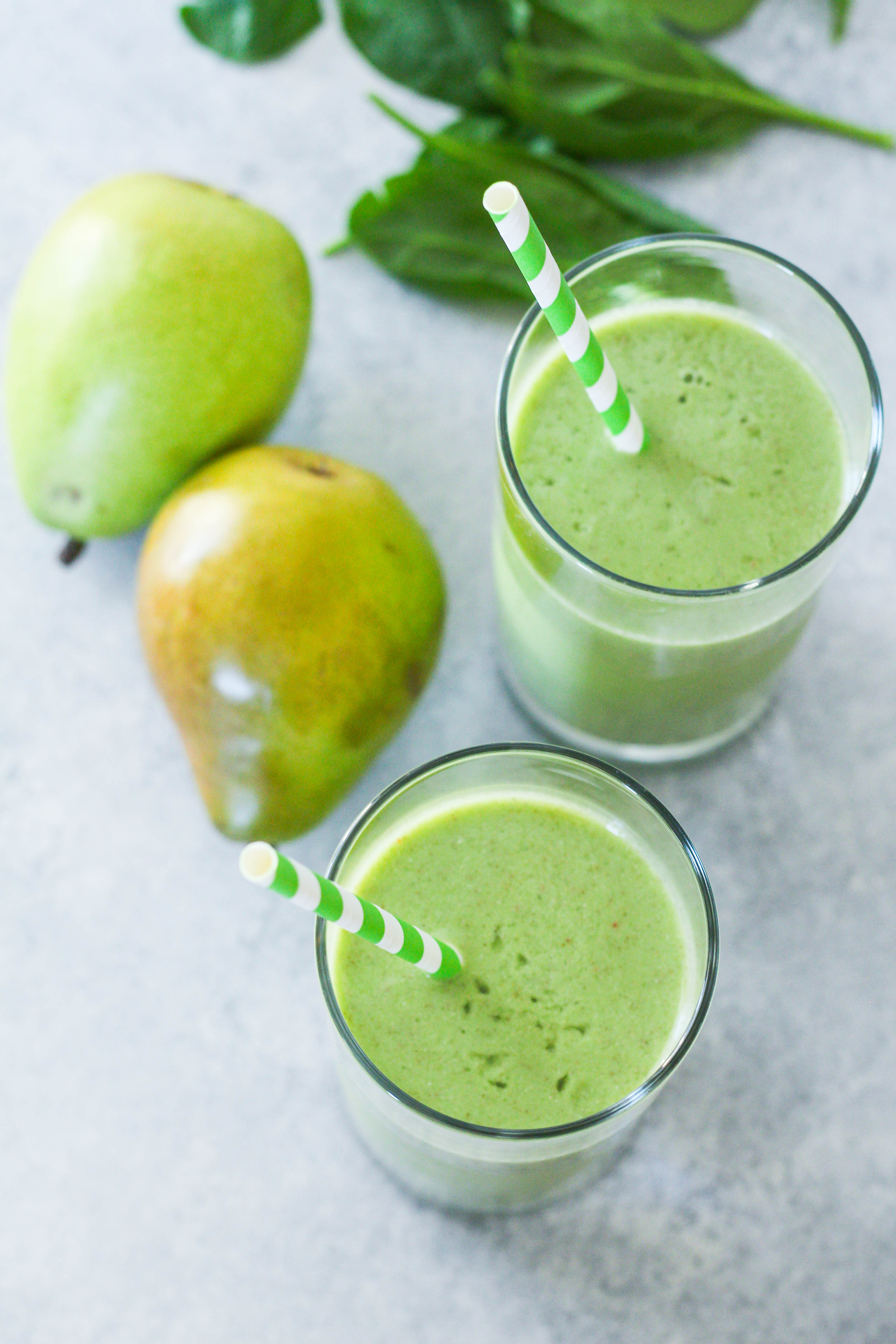 Zingy Ginger Pear Smoothie